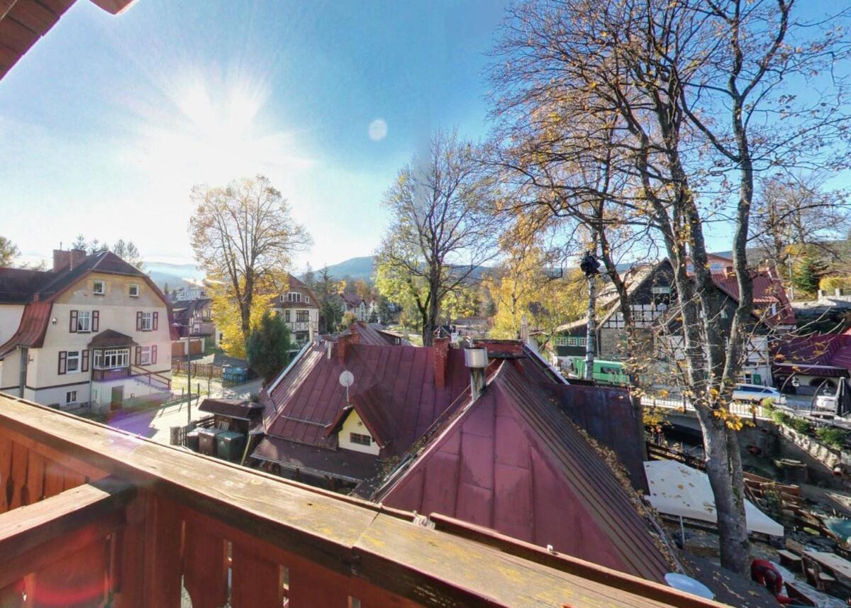 Dom Wypoczynkowy Topaz Szklarska Poręba Rum bild