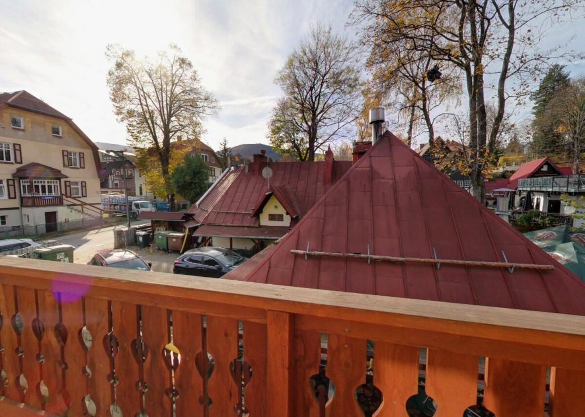Dom Wypoczynkowy Topaz Szklarska Poręba Rum bild